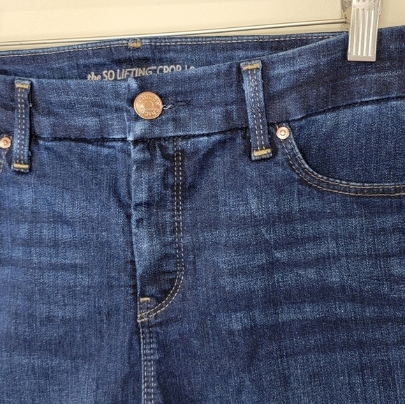Chico's | So Lifting Cropped Jeans - Picture 5 of 7